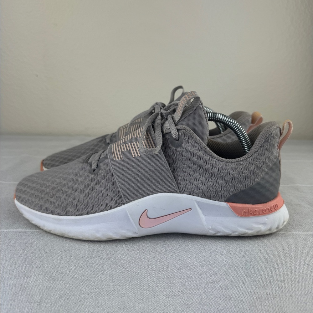 Size 9.5 - Nike In-Season TR 9 Grey Pink Quartz W